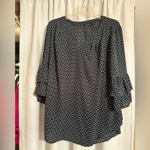 Women’s dress shirt